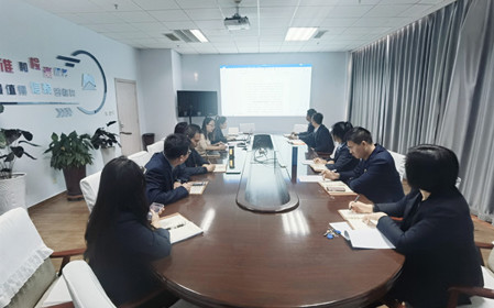 標(biāo)題：呼和浩特分院職能部門黨支部組織開展主題教育專題組織生活會會前學(xué)習(xí)
瀏覽次數(shù)：827
發(fā)表時間：2024-01-15
