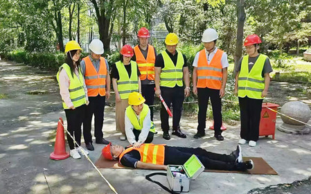 標(biāo)題：強(qiáng)化安全意識(shí)，提升應(yīng)急能力 呼和浩特分院舉辦觸電應(yīng)急演練活動(dòng)
瀏覽次數(shù)：1924
發(fā)表時(shí)間：2024-08-27